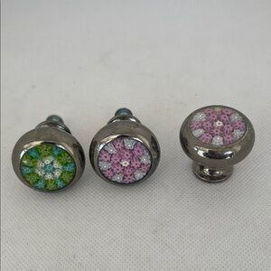 Metal Flower Drawer Knobs 3